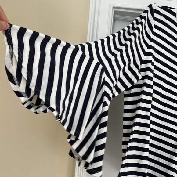 Bell sleeve blue and white striped Loft shirt - Picture 3 of 3